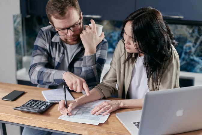 Credit Myths Busted: What Every New US Citizen Must Know